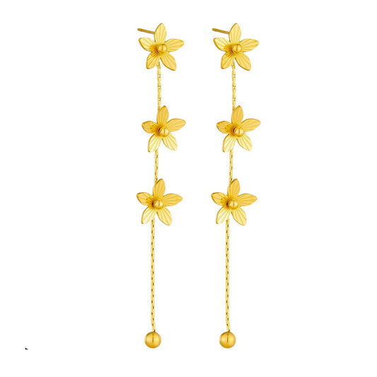 Brincos de Borla com Pétalas Florais