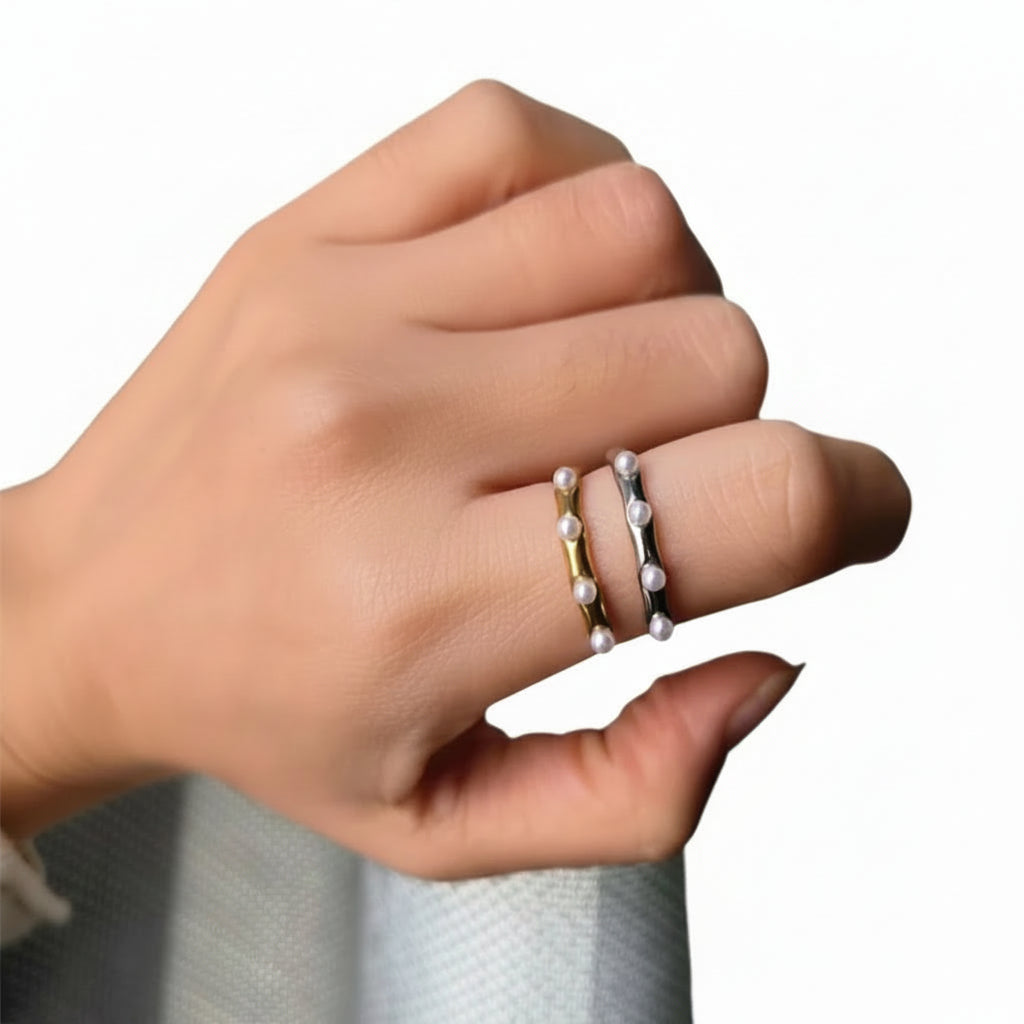 Anel Feminino com Pérolas Banhado a Ouro 18K