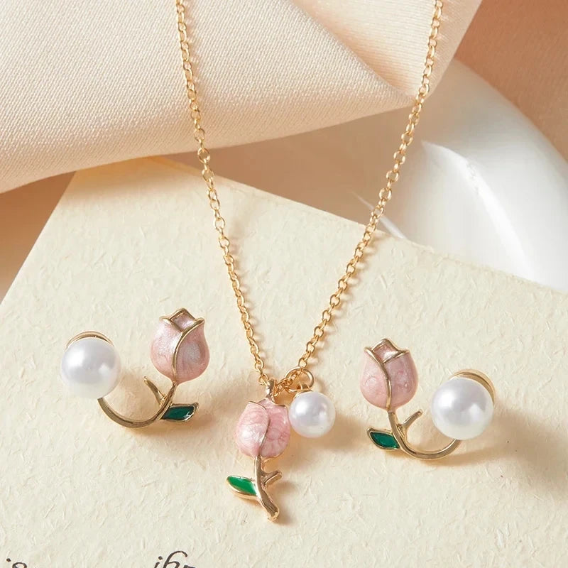Conjunto Colar e Brincos Flor Pérola Dourado