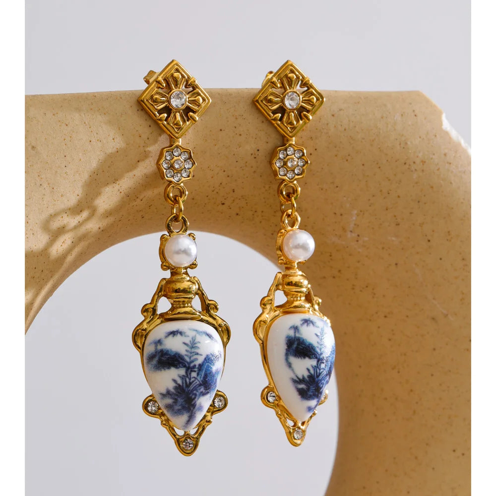 Brinco Pêndulo Dourado Vintage Feminino