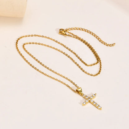 Colar Pingente Cruz Zircônia