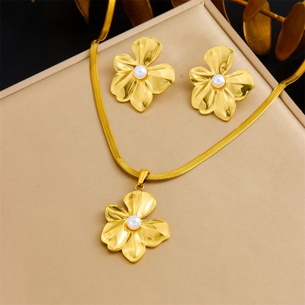 Colar e Brincos Flor com Pérola