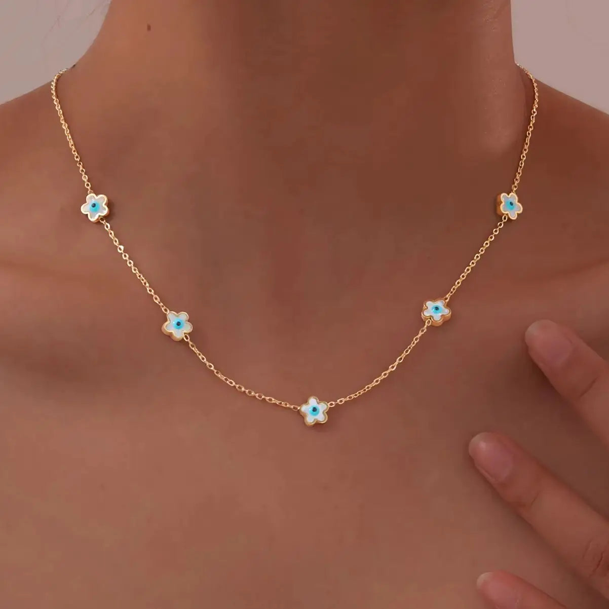 Colar Dourado com Olho Grego Amuleto da Sorte - Proteção e Estilo Elegante