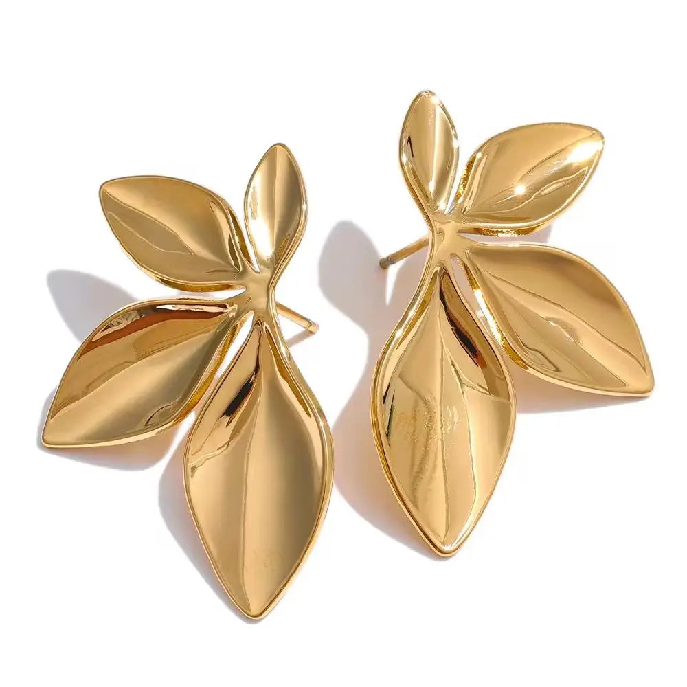 Brinco Aurora Leaf Gold Elegance
