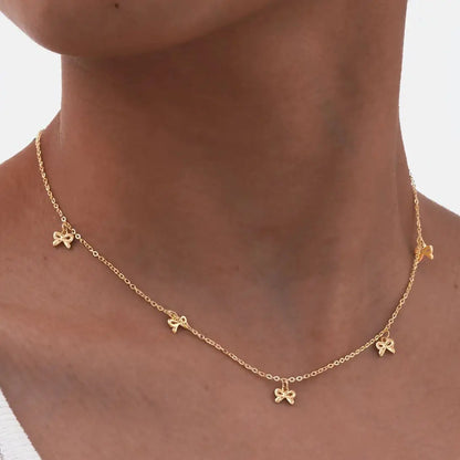 Colar Minimalista Dourado com Laços