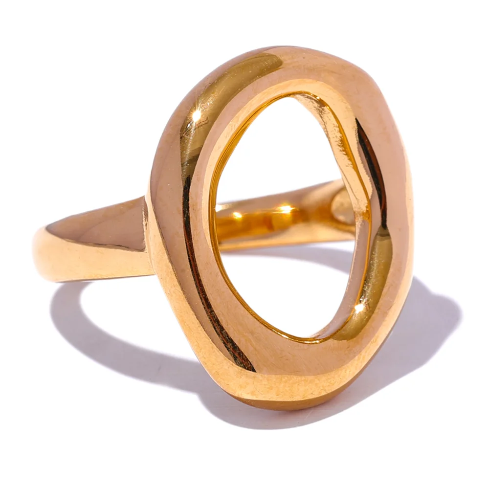 Anel Oval Vazado Dourado Feminino Minimalista