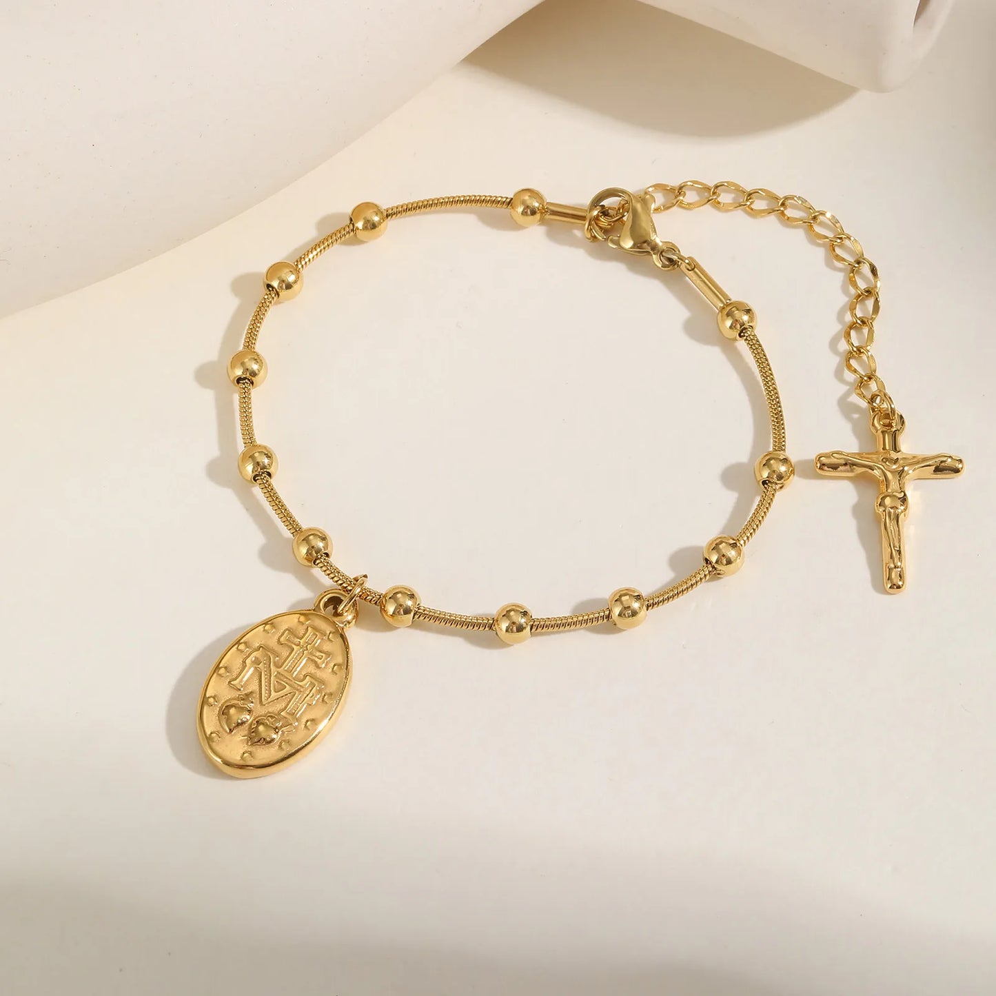 Pulseira Minimalista Nossa Senhora com Contas e Cruz Moderna
