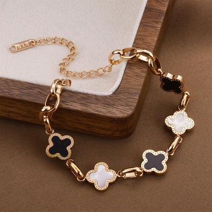 Pulseira Dourada com Flores Delicadas Feminina