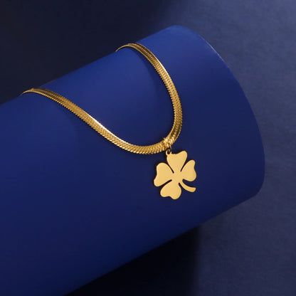 Colar Pingente Trevo Quatro Folhas Dourado