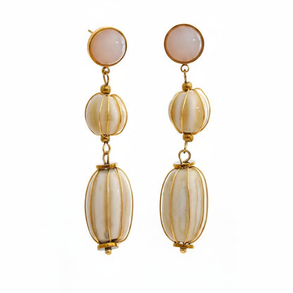 Brinco Longo Dourado com Madrepérola Champagne Feminino Elegant