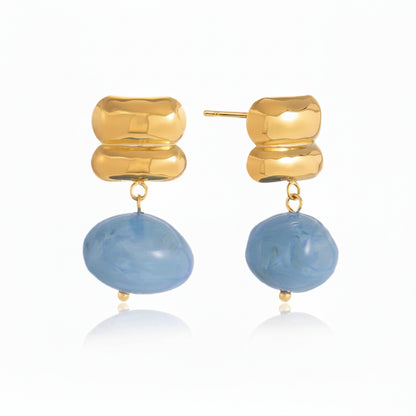 Brinco Dourado Orgânico com Pedra Colorida Feminino